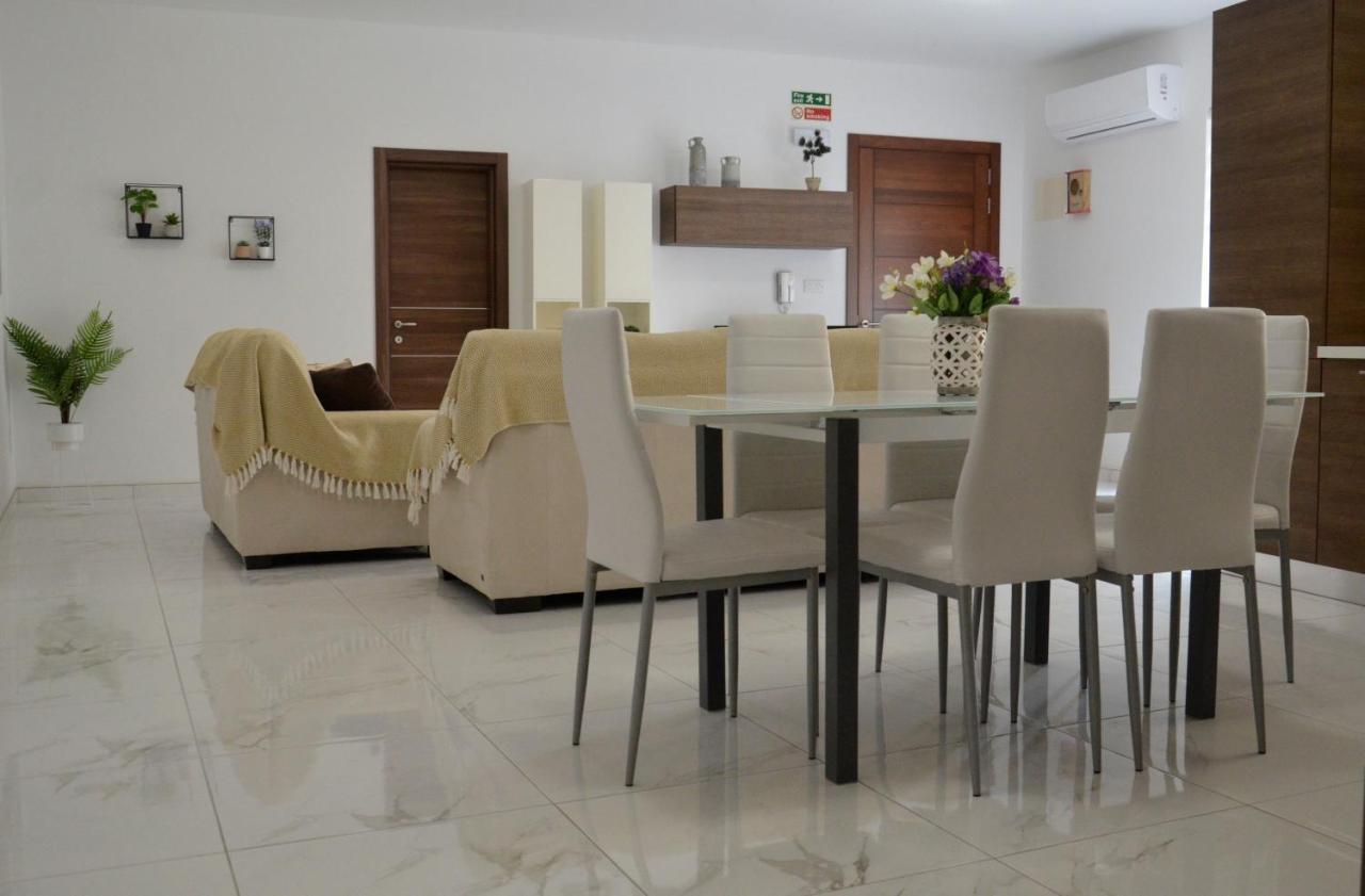 Lorenza Letting Apartment Marsaxlokk Exterior photo